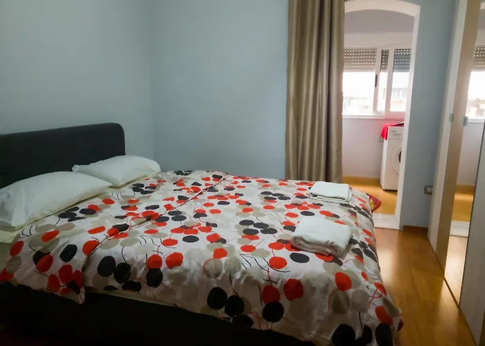 Roses * ティラナ